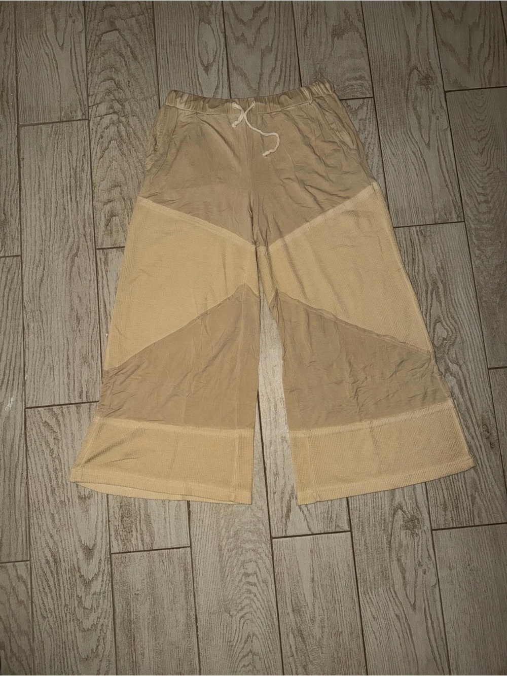 POL Beige and Tan Colorblock Wide-Leg Drawstring Pants